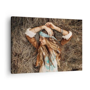 Cuadro sobre lienzo - Impresión de Imagen - Mujer de estilo boho tumbada sobre el heno - 70x50cm - El verano del amor - Decoración de pared moderna para salón y dormitorio ARTTOR