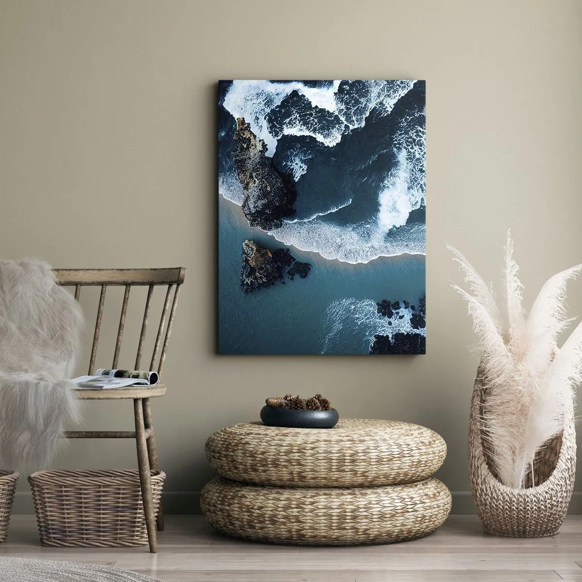 Cuadro sobre lienzo - Impresión de Imagen - Vista aérea de las olas rompiendo en la orilla - 50x70cm - Rodeadas por las olas - Decoración de pared moderna para salón y dormitorio ARTTOR