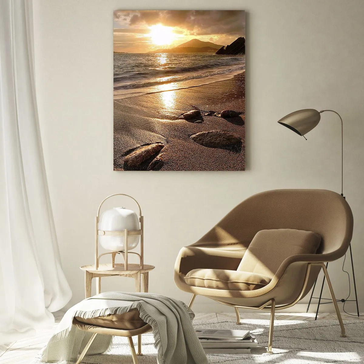 Cuadro sobre vidrio - Impresiones sobre Vidrio - Playa al atardecer con piedras en la orilla - 70x100cm - Sigue el sol hacia las colinas - Decoración de pared moderna para salón y dormitorio ARTTOR
