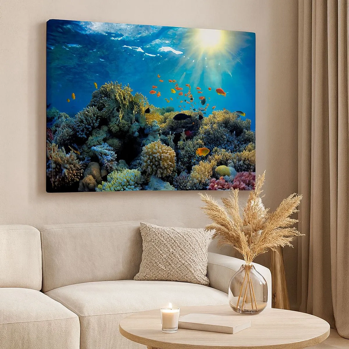 Cuadro sobre lienzo - Impresión de Imagen - Arrecife de coral con peces bajo los rayos del sol bajo el agua. - 70x50cm - Tesoros submarinos - Decoración de pared moderna para salón y dormitorio ARTTOR