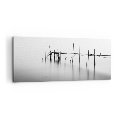 Cuadro sobre lienzo - Impresión de Imagen - Un embarcadero en blanco y negro inmerso en un paisaje brumoso. - 120x50cm - ¿Y si no hay mundo? - Decoración de pared moderna para salón y dormitorio ARTTOR