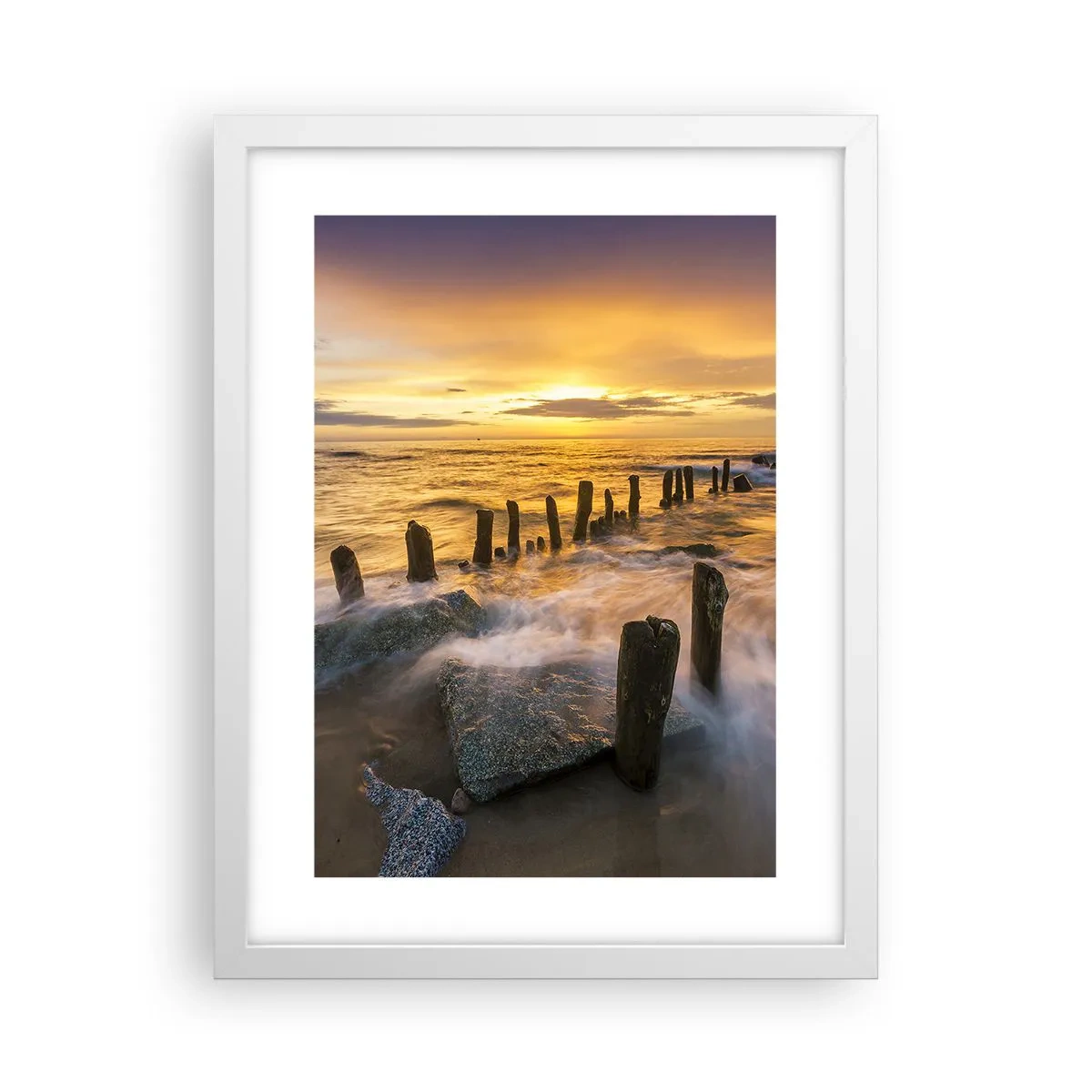 Póster en marco blanco - La cruda belleza del Báltico - 30x40 cm