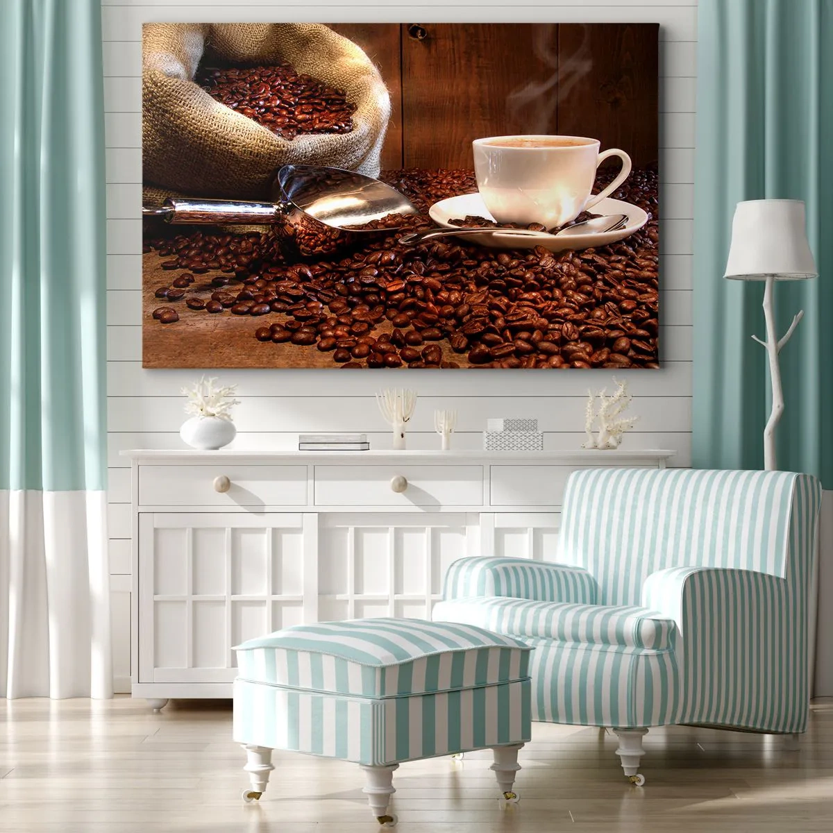 Cuadro sobre lienzo - Impresión de Imagen - Una taza de café con granos de café y una bolsa de granos al fondo. - 70x50cm - ¿Hueles eso? - Decoración de pared moderna para salón y dormitorio ARTTOR