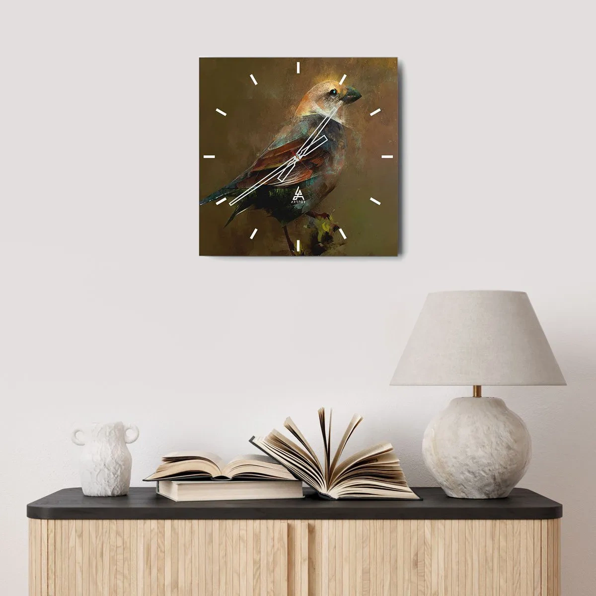 Reloj de pared - Reloj de vidrio - Una interpretación artística de un gorrión sobre un fondo marrón. - 30x30cm - Pequeño gorrión - Decoración de pared moderna para salón y dormitorio ARTTOR
