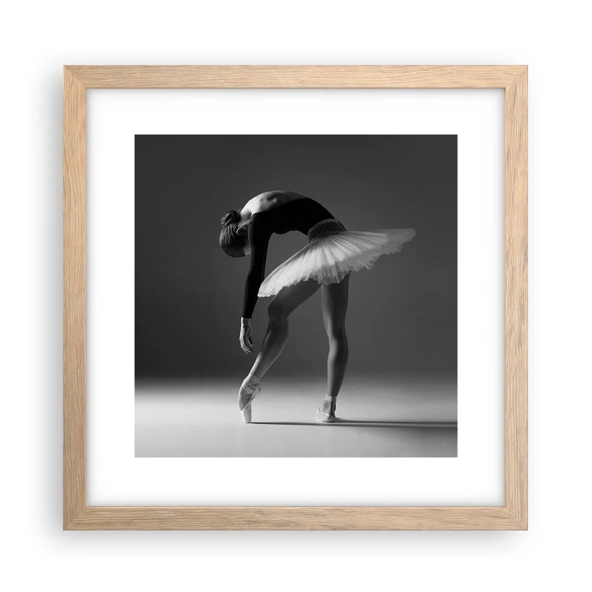 Póster en marco roble claro - Bella bailarina - 30x30 cm