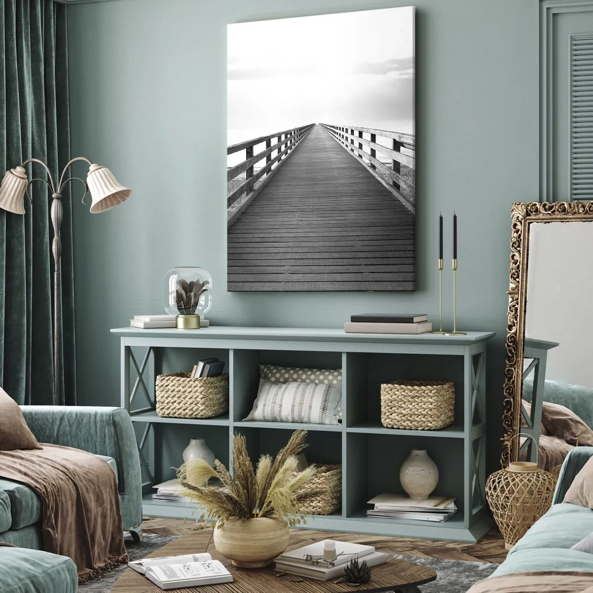 Cuadro sobre lienzo - Impresión de Imagen - Una imagen en blanco y negro de un embarcadero de madera que conduce hacia el horizonte. - 50x70cm - En la distancia... - Decoración de pared moderna para salón y dormitorio ARTTOR