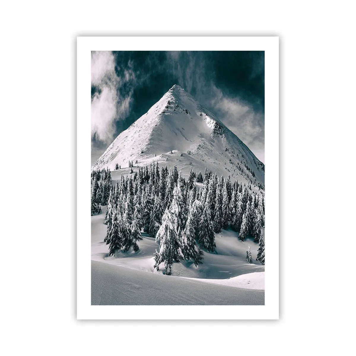 Póster - Paisaje invernal de montaña con árboles cubiertos de nieve - 50x70cm - Tierra de nieve y hielo - Decoración de pared moderna para salón y dormitorio ARTTOR