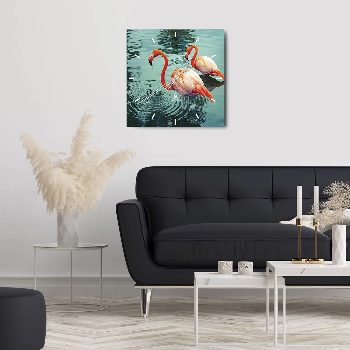 Reloj de pared - Reloj de vidrio - Dos flamencos en el agua tranquila reflejando su entorno. - 30x30cm - Estamos de moda - Decoración de pared moderna para salón y dormitorio ARTTOR
