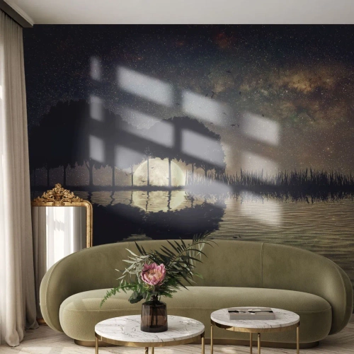 Fotomural Standard Eco - Un paisaje nocturno melancólico con la luna reflejada en el agua. - 100x70cm - Noche en el fin del mundo - Decoración de pared moderna para salón y dormitorio ARTTOR