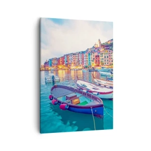 Cuadro sobre lienzo - Impresión de Imagen - Un colorido pueblo costero con barcos en el puerto. - 50x70cm - Una noche colorida en el puerto - Decoración de pared moderna para salón y dormitorio ARTTOR