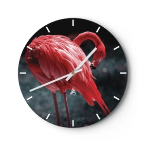 Reloj de pared - Reloj de vidrio - Un flamenco rojo sobre un fondo oscuro en una toma elegante. - 30x30cm - Un poema carmesí de la naturaleza - Decoración de pared moderna para salón, cocina y dormitorio ARTTOR