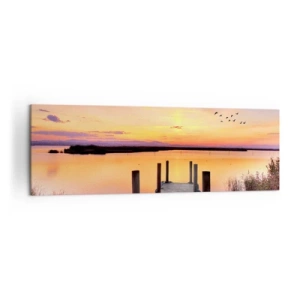 Cuadro sobre lienzo - Impresión de Imagen - Un muelle en un lago al atardecer con pájaros en el cielo. - 160x50cm - Violeta amanecer silencioso - Decoración de pared moderna para salón y dormitorio ARTTOR