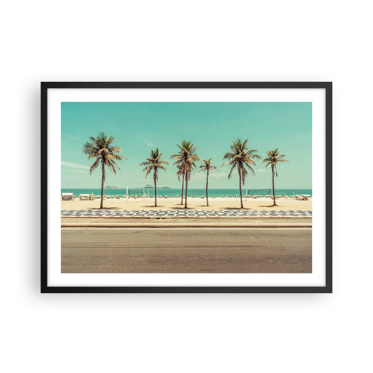 Póster en marco negro - Palmeras en la playa con vistas al mar y al cielo azul. - 70x50cm - En la playa - Decoración de pared moderna para salón y dormitorio ARTTOR
