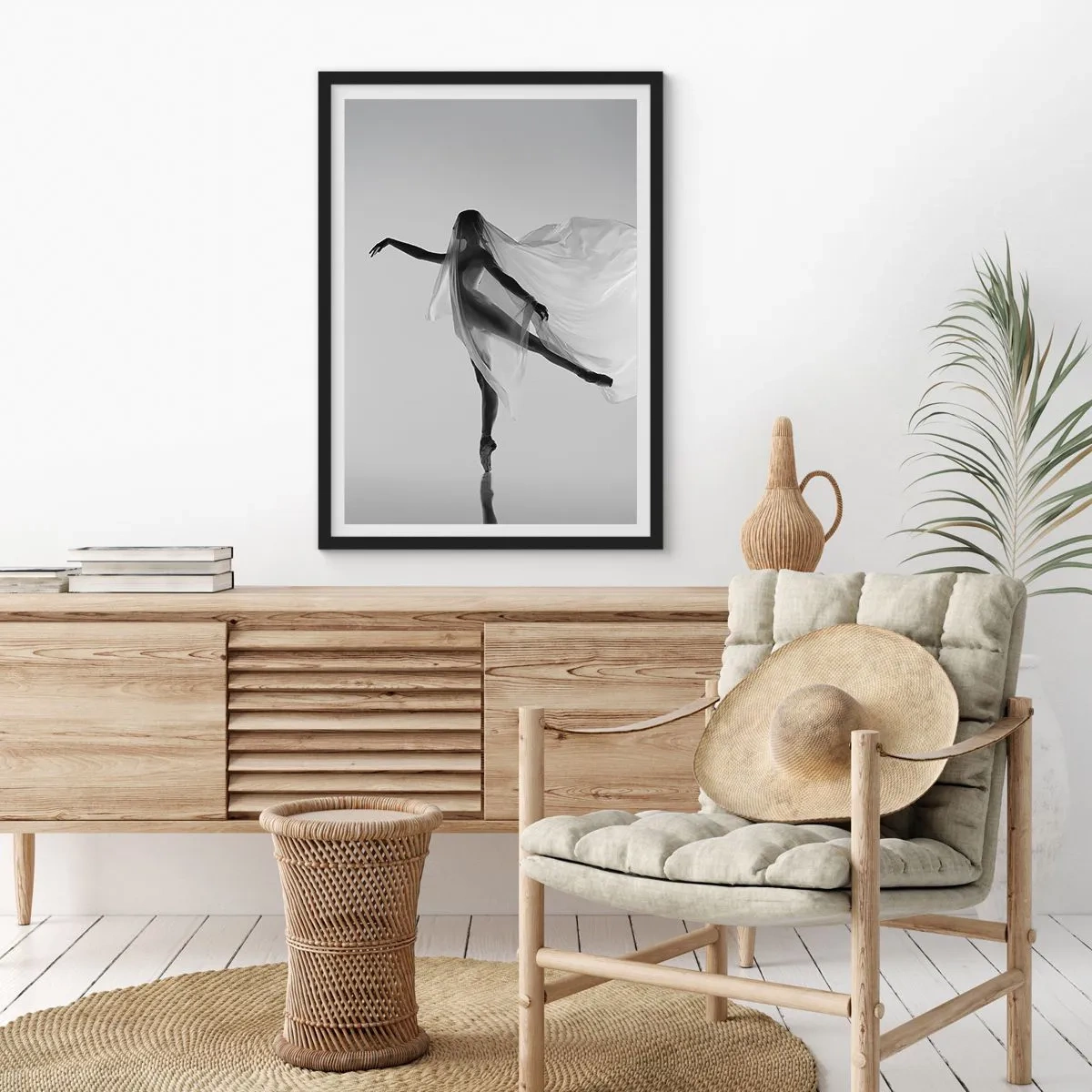 Póster en marco negro - Ligereza y gracia - 61x91 cm
