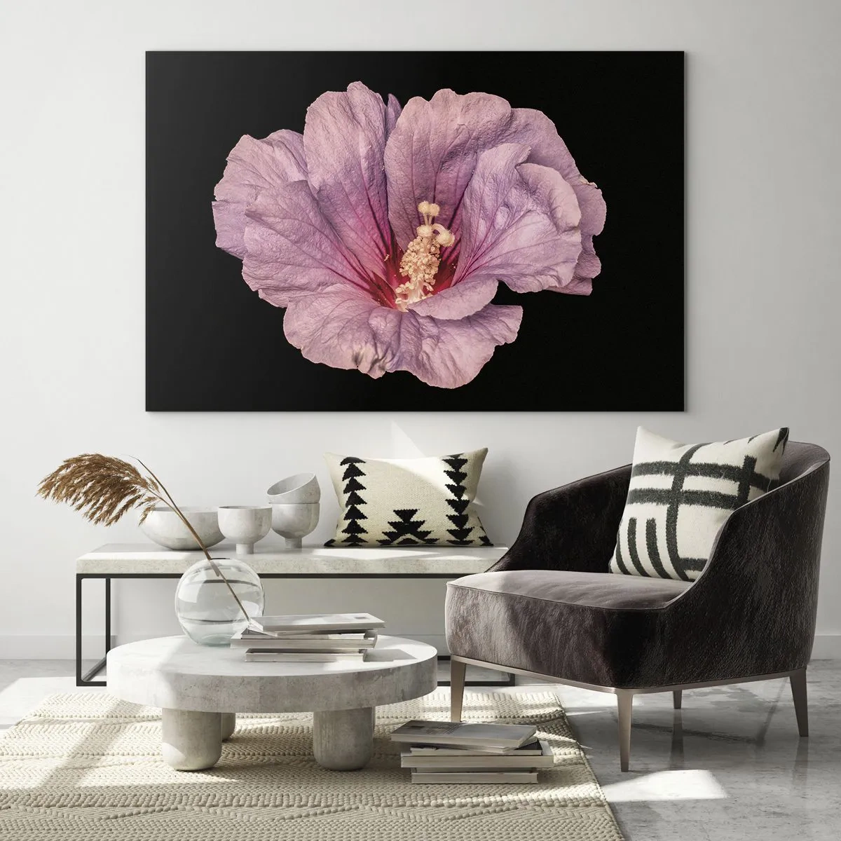 Cuadro sobre vidrio - Impresiones sobre Vidrio - Primer plano de una flor de hibisco rosa sobre un fondo negro - 70x50cm - Directo al corazón - Decoración de pared moderna para salón y dormitorio ARTTOR