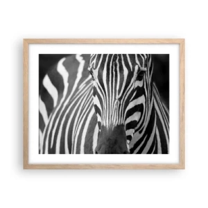 Póster en marco roble claro - El mundo es blanco y negro - 50x40 cm