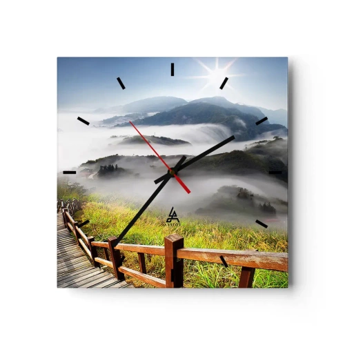 Reloj de pared - Reloj de vidrio - Un sendero de madera entre las montañas brumosas por la mañana. - 30x30cm - Tejido de resplandor y niebla - Decoración de pared moderna para salón y dormitorio ARTTOR
