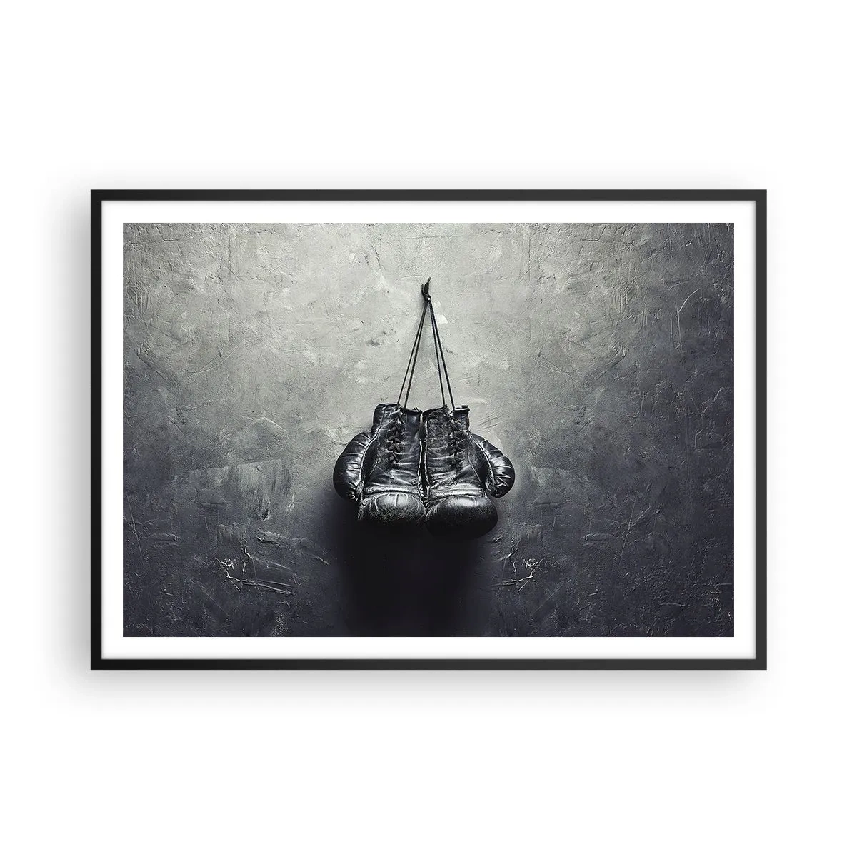 Póster en marco negro - Guantes de boxeo viejos contra la pared - 100x70cm - Tiempo de lucha y tiempo de paz - Decoración de pared moderna para salón y dormitorio ARTTOR
