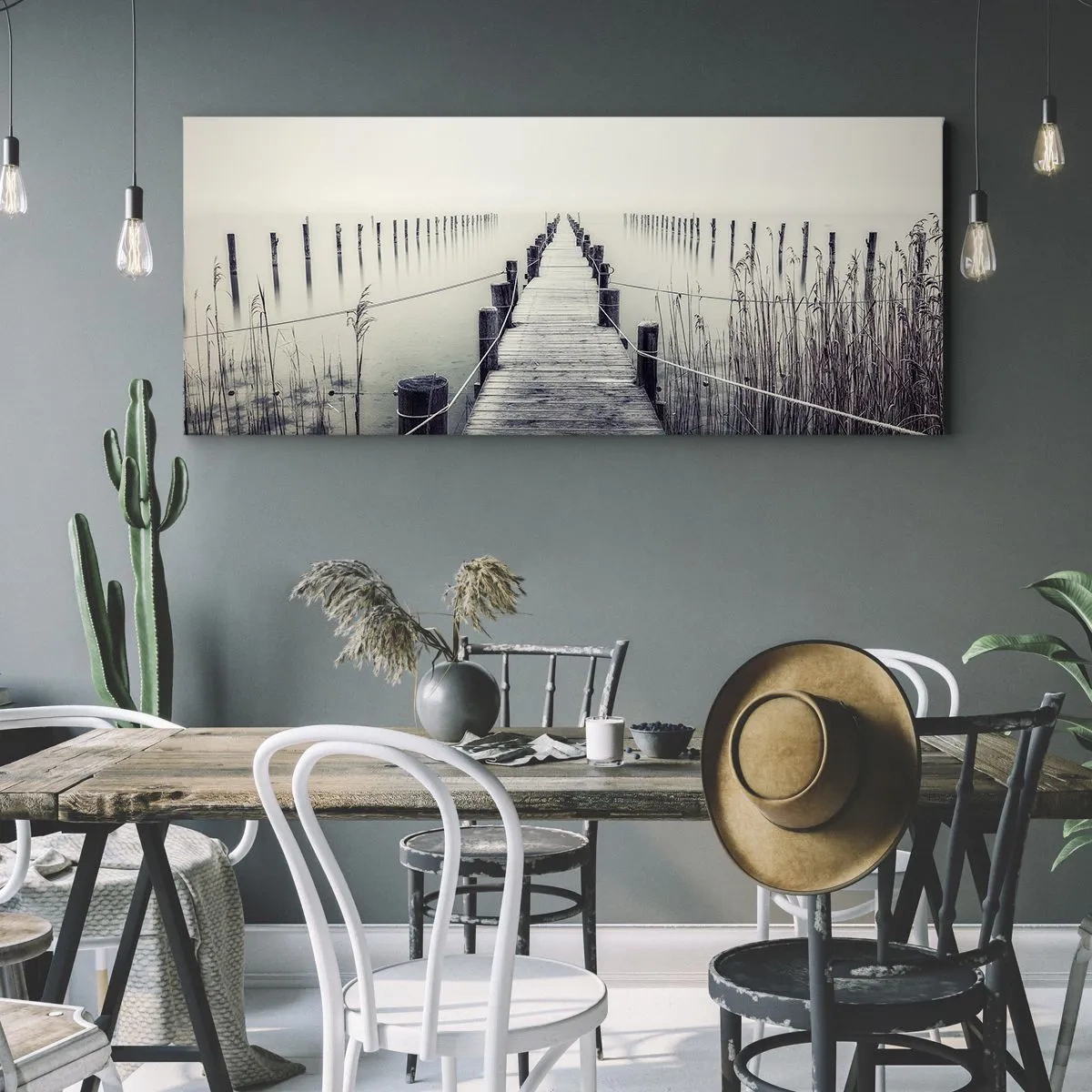 Cuadro sobre lienzo - Impresión de Imagen - Un puente de madera que conduce a un espacio brumoso. - 140x50cm - Sumergirse en la paz - Decoración de pared moderna para salón y dormitorio ARTTOR