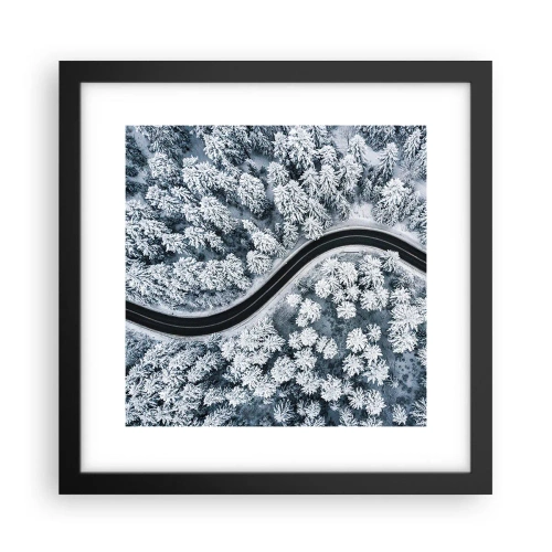 Póster en marco negro - A través de un bosque invernal - 30x30 cm