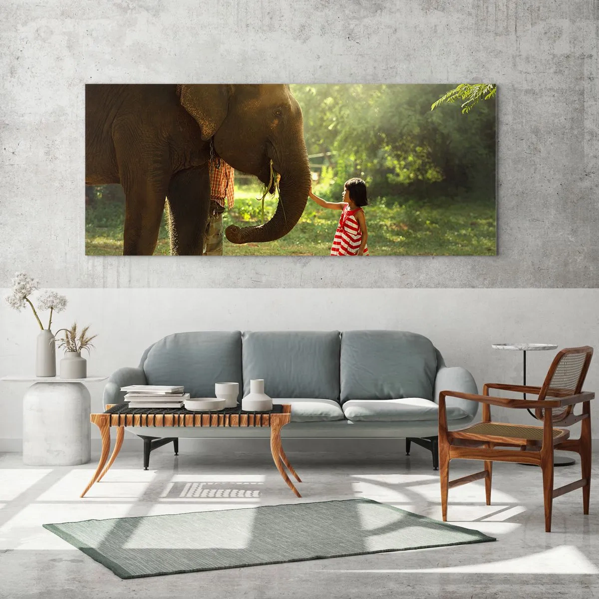 Cuadro sobre vidrio - Impresiones sobre Vidrio - Una niña con un vestido rojo tocando un elefante en el bosque. - 160x50cm - El poder de la amistad - Decoración de pared moderna para salón y dormitorio ARTTOR