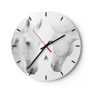 Reloj de pared - Reloj de vidrio - Dos caballos blancos parados uno frente al otro sobre un fondo blanco. - 30x30cm - ¿Es esto realmente la amistad...? - Decoración de pared moderna para salón, cocina y dormitorio ARTTOR