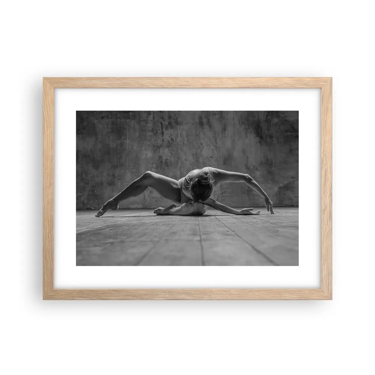 Póster en marco roble claro - Simetría encontrada - 40x30 cm