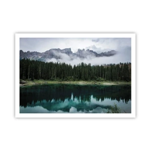 Póster - Un paisaje de montaña con un bosque y un lago que refleja el cielo. - 100x70cm - Calla, calla, no despertemos al agua dormida.... - Decoración de pared moderna para salón y dormitorio ARTTOR