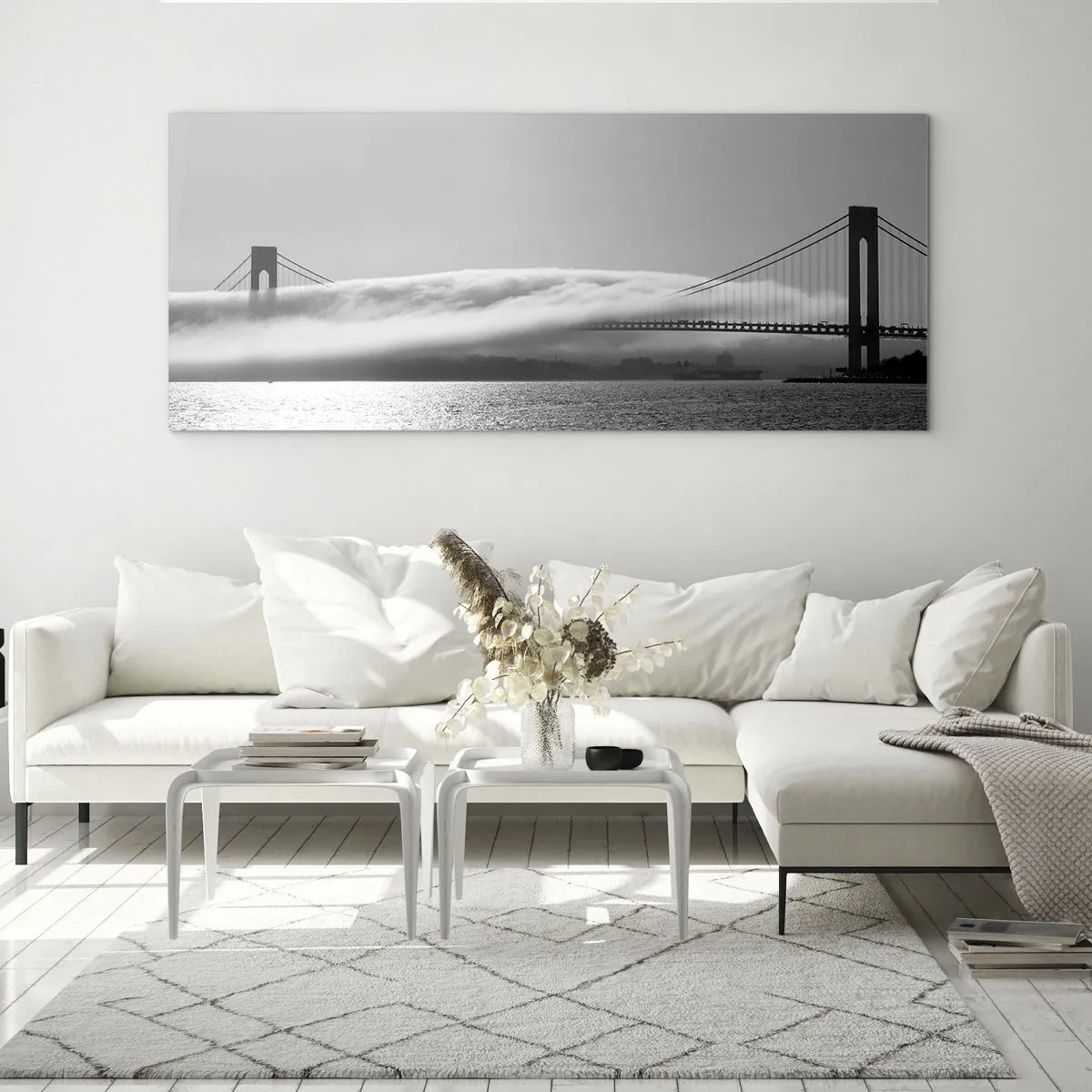 Cuadro sobre vidrio - Impresiones sobre Vidrio - Un puente sobre el agua envuelto en niebla en una toma en blanco y negro. - 140x50cm - Navegue por el Golden Gate - Decoración de pared moderna para salón y dormitorio ARTTOR