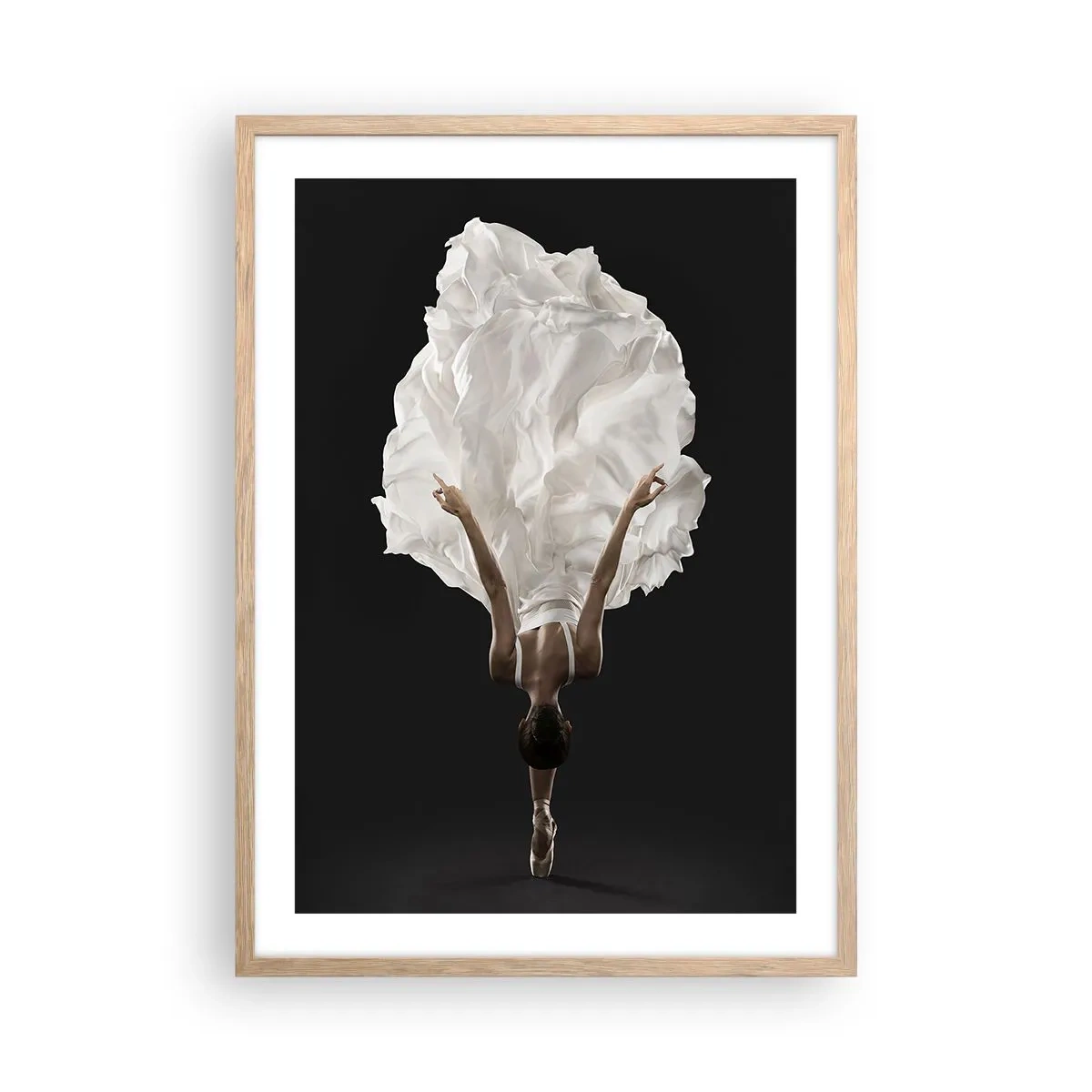 Póster en marco roble claro - Movimientos insólitos - 50x70 cm