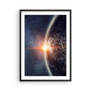 Póster en marco negro - La Tierra desde el espacio iluminada por el sol naciente - 50x70cm - En una nueva perspectiva - Decoración de pared moderna para salón y dormitorio ARTTOR