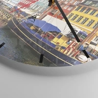 Esfera sin numeración, con rayas