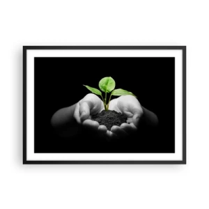 Póster en marco negro - Manos sosteniendo una planta verde sobre un fondo negro - 70x50cm - Amo la naturaleza, la protejo - Decoración de pared moderna para salón y dormitorio ARTTOR