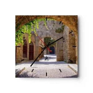 Reloj de pared - Reloj de vidrio - Arcos de piedra y calles adoquinadas de estilo medieval - 30x30cm - La procesión está a punto de aparecer. - Decoración de pared moderna para salón y dormitorio ARTTOR