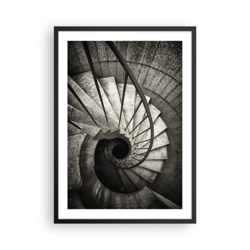 Póster en marco negro - Fotografía en blanco y negro de una escalera de caracol desde arriba. - 50x70cm - Escaleras arriba, escaleras abajo - Decoración de pared moderna para salón y dormitorio ARTTOR