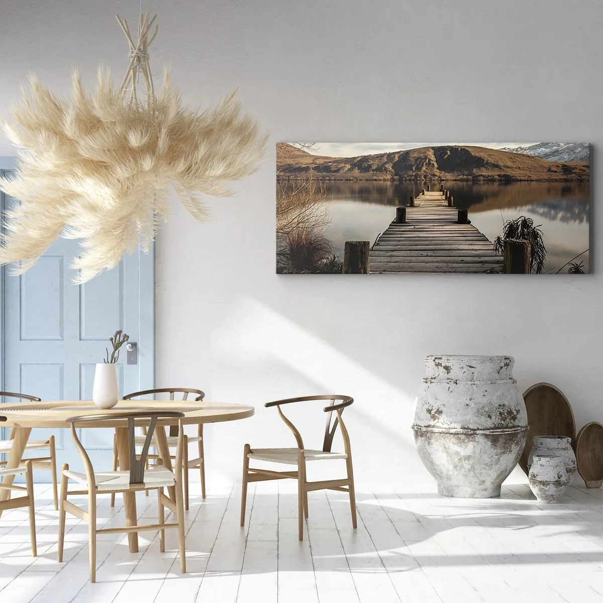 Cuadro sobre lienzo - Impresión de Imagen - Un muelle de madera sobre un lago rodeado de pintorescas colinas. - 140x50cm - Un paisaje en silencio - Decoración de pared moderna para salón y dormitorio ARTTOR