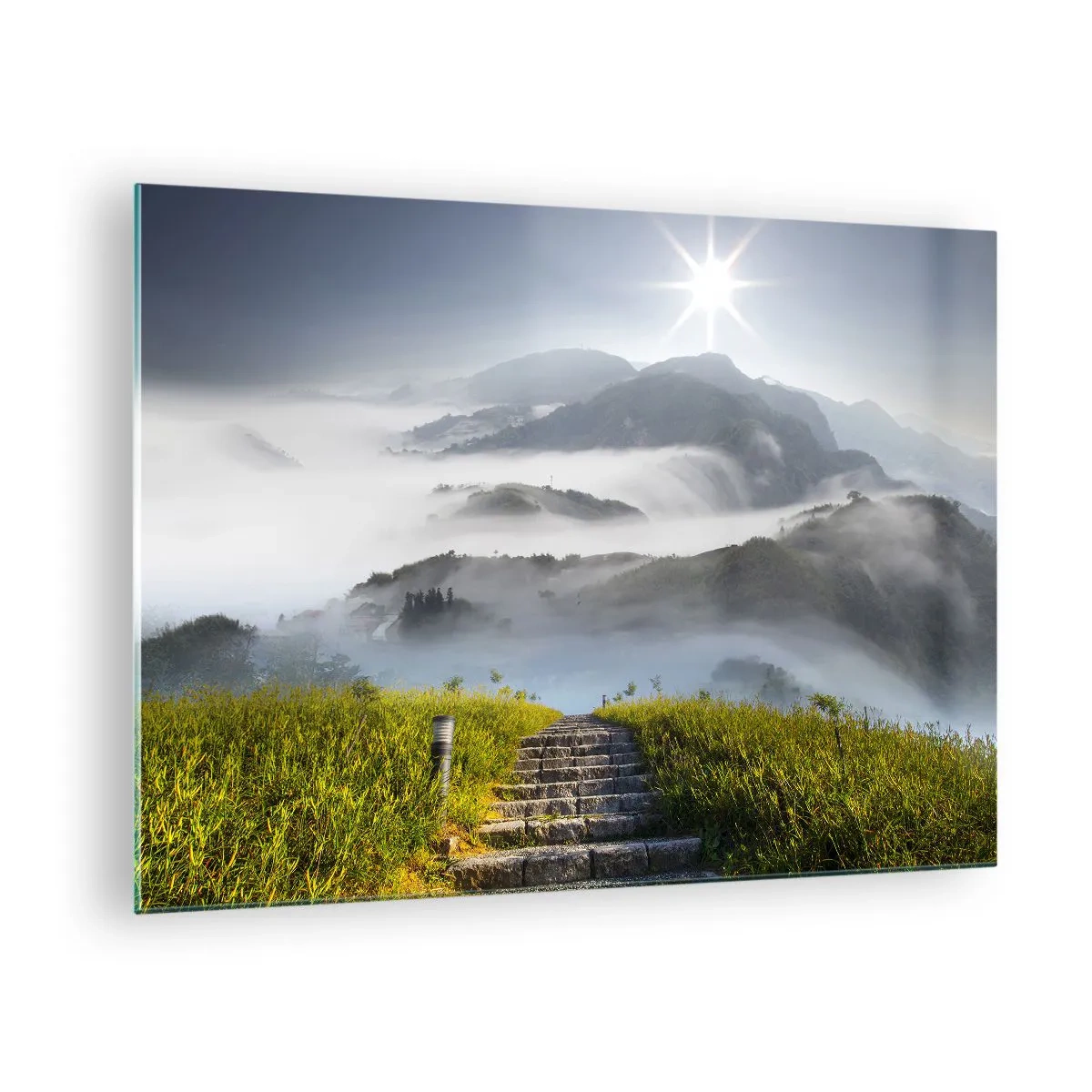 Cuadro sobre vidrio - Impresiones sobre Vidrio - Paisaje de montaña con niebla y escaleras que conducen a la cumbre. - 70x50cm - Todavía en las nubes - Decoración de pared moderna para salón y dormitorio ARTTOR