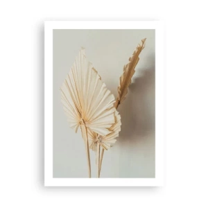 Póster - Hojas de palma secas en un arreglo minimalista sobre un fondo claro. - 50x70cm - Armonía y consuelo - Decoración de pared moderna para salón y dormitorio ARTTOR