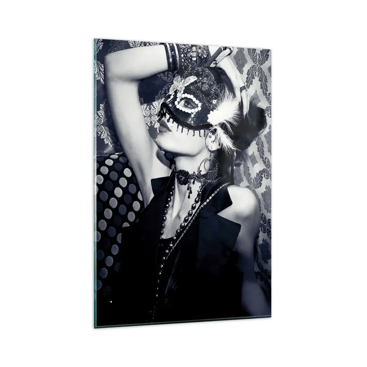 Cuadro sobre vidrio - Impresiones sobre Vidrio - Una mujer con una máscara veneciana sobre un fondo de patrones ornamentados. - 80x120cm - Decoraciones, adornos, patrones... - Decoración de pared moderna para salón y dormitorio ARTTOR