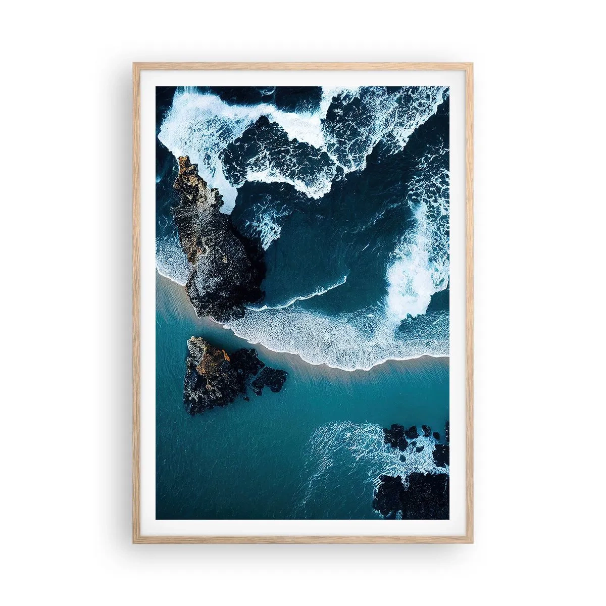 Póster en marco roble claro - Rodeadas por las olas - 70x100 cm