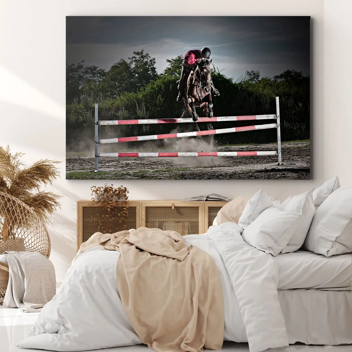 Cuadro sobre lienzo - Impresión de Imagen - Un jinete a caballo saltando sobre un obstáculo en una pista de carreras. - 70x50cm - Juntos por la victoria - Decoración de pared moderna para salón y dormitorio ARTTOR