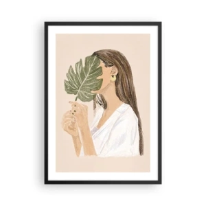 Póster en marco negro - Una mujer cubriéndose la cara con una hoja de monstera. - 50x70cm - Retrato misterioso con un abanico - Decoración de pared moderna para salón y dormitorio ARTTOR