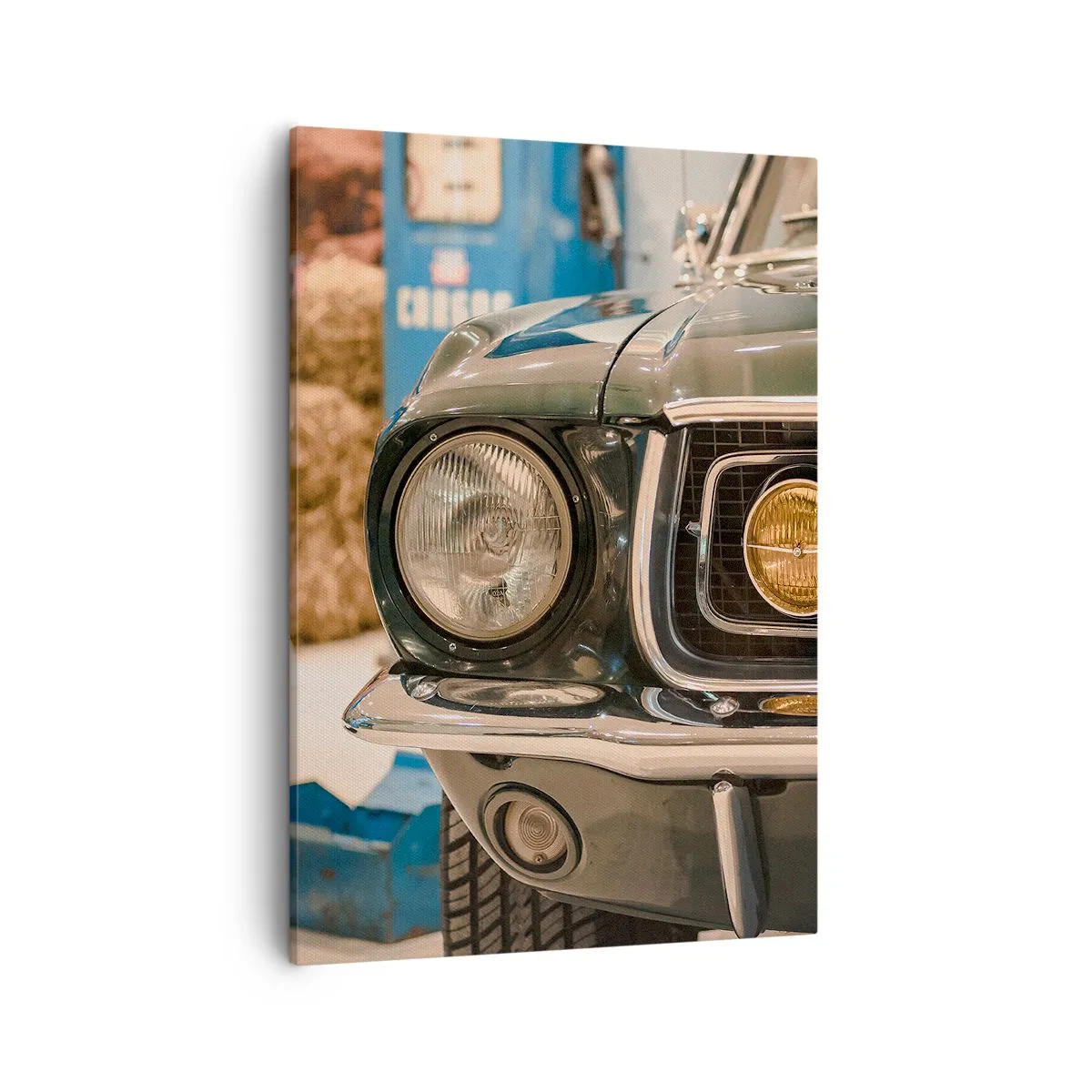 Cuadro sobre lienzo - Impresión de Imagen - Un coche retro icónico en un entorno clásico. - 50x70cm - Encuentro con una leyenda - Decoración de pared moderna para salón y dormitorio ARTTOR