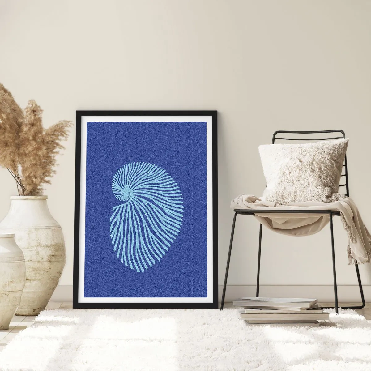 Póster en marco negro - Gráficos de concha estilizados en disposición espiral - 50x70cm - Nacimiento de una concha - Decoración de pared moderna para salón y dormitorio ARTTOR