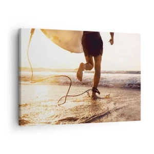 Cuadro sobre lienzo - Impresión de Imagen - Un surfista corre por la playa con su tabla bajo el sol. - 70x50cm - Para enfrentar la ola - Decoración de pared moderna para salón y dormitorio ARTTOR