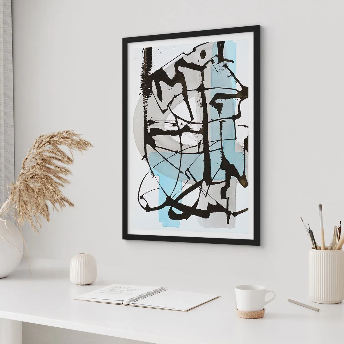 Póster en marco negro - Abstracción moderna en tonos azules y negros. - 50x70cm - Azul a pesar de todo - Decoración de pared moderna para salón y dormitorio ARTTOR