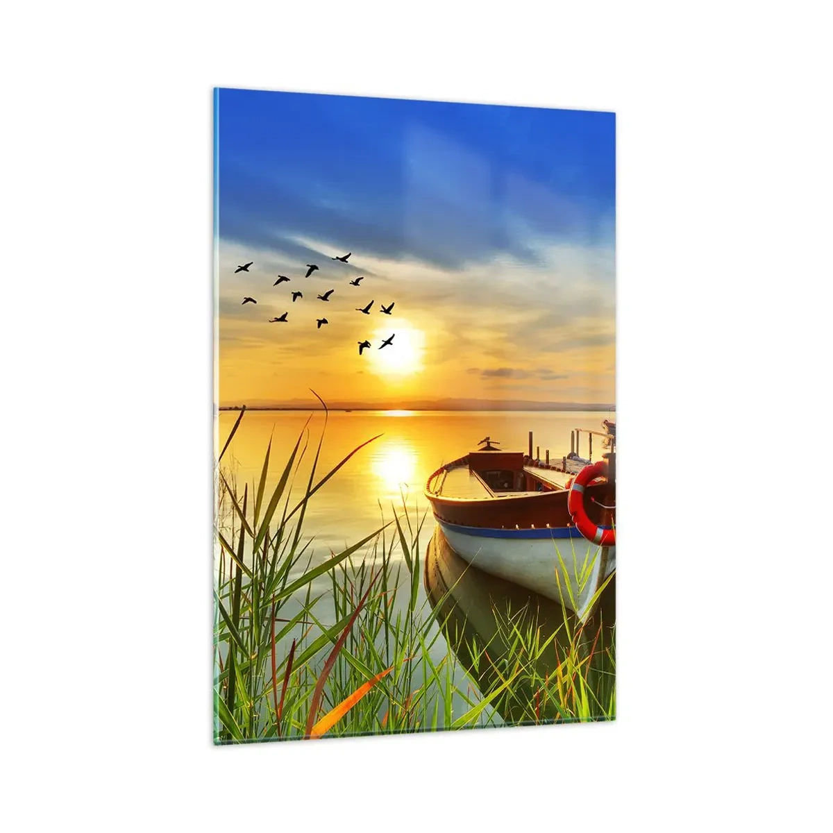 Cuadro sobre vidrio - Impresiones sobre Vidrio - Un barco en la orilla de un lago al atardecer. - 80x120cm - Los cormoranes están volando - Decoración de pared moderna para salón y dormitorio ARTTOR