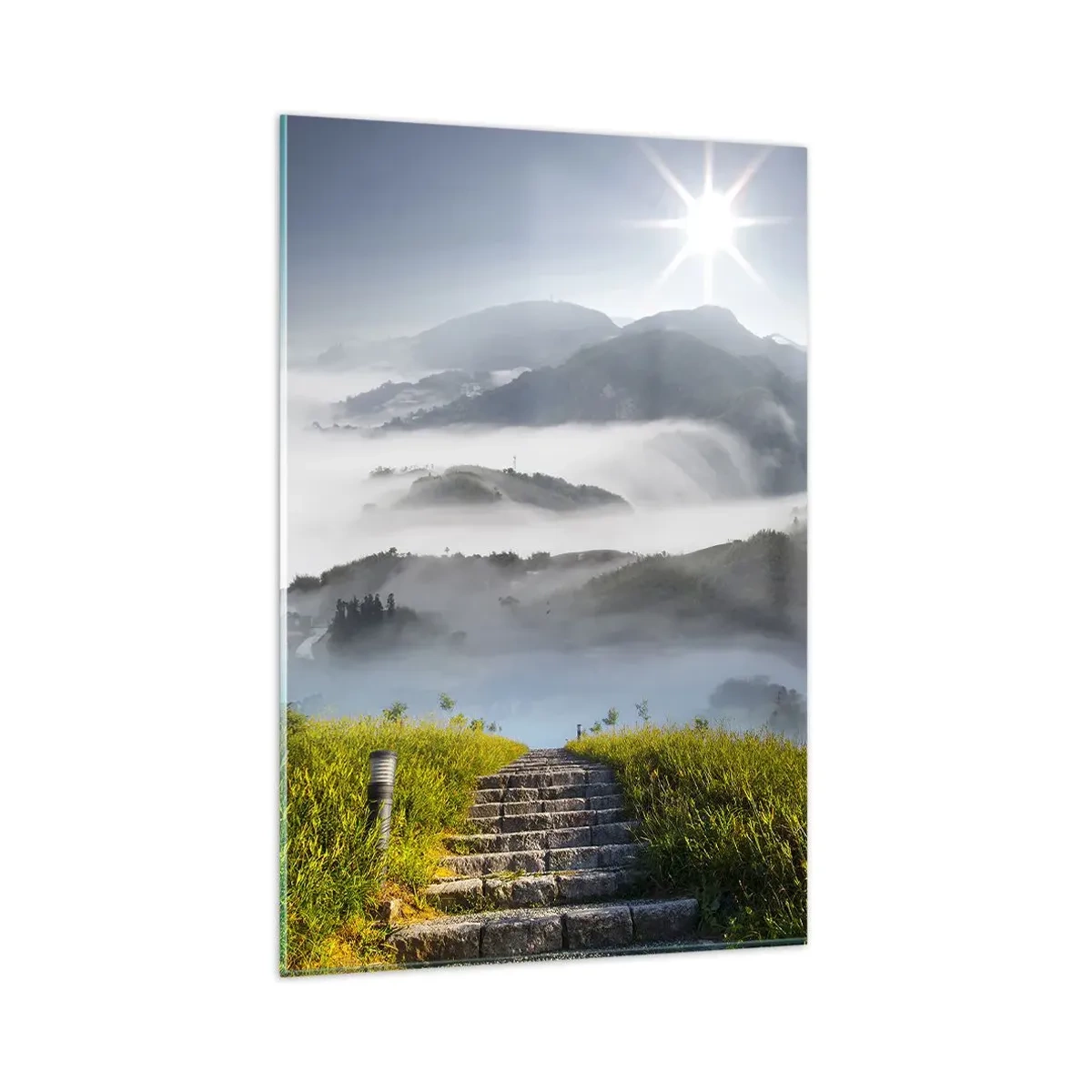 Cuadro sobre vidrio - Impresiones sobre Vidrio - Escaleras de piedra que suben a través de las montañas envueltas en la niebla matutina. - 80x120cm - Todavía en las nubes - Decoración de pared moderna para salón y dormitorio ARTTOR