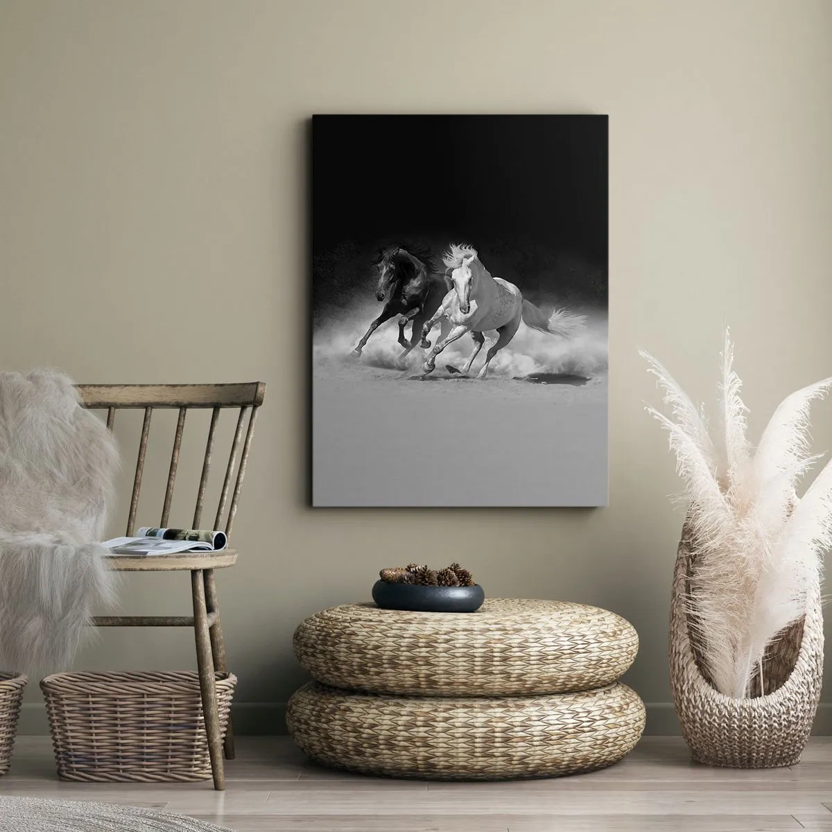 Cuadro sobre lienzo - Impresión de Imagen - Caballos corriendo en blanco y negro - 50x70cm - El galope de la libertad - Decoración de pared moderna para salón y dormitorio ARTTOR