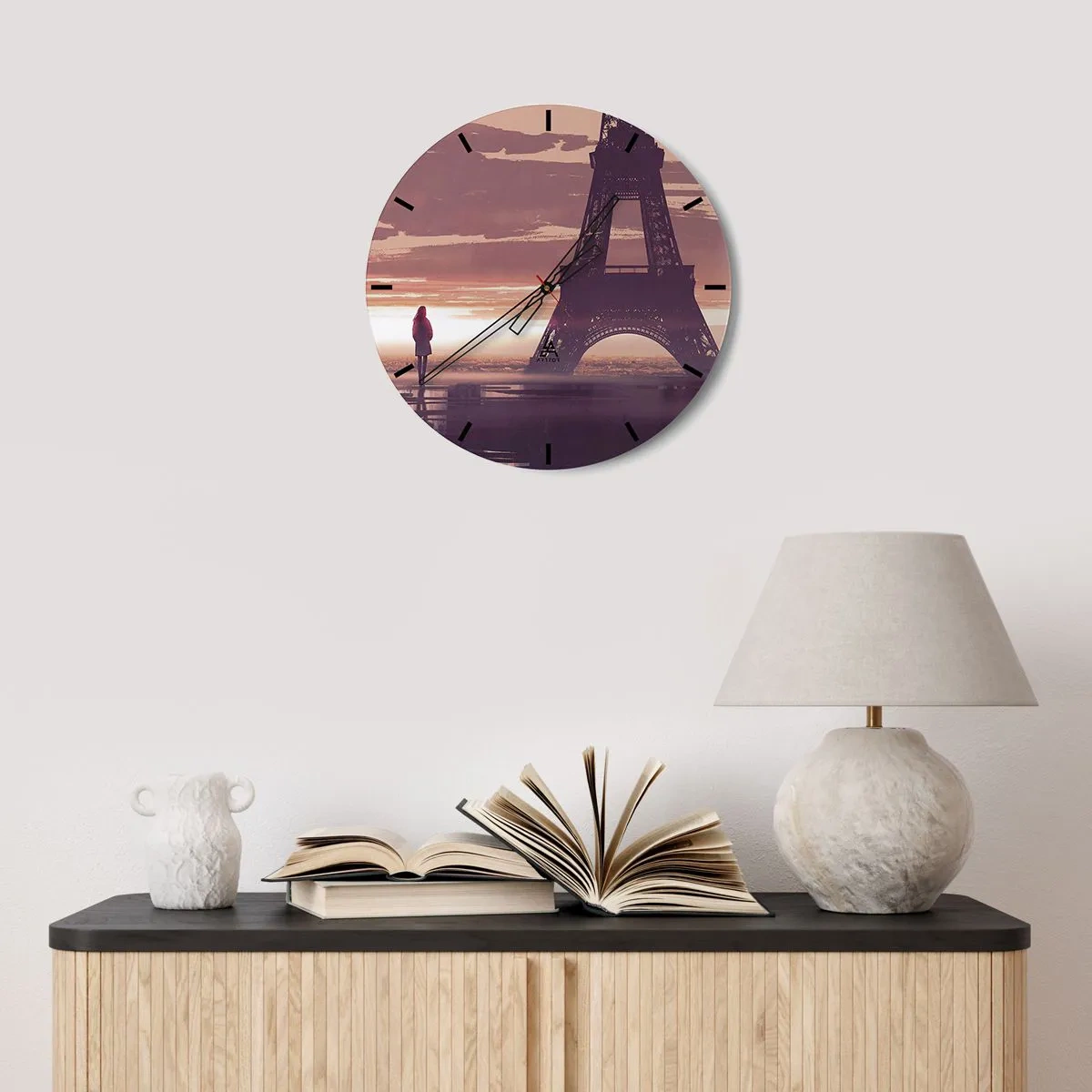 Reloj de pared - Reloj de vidrio - Silueta de una persona frente a la Torre Eiffel al atardecer - 30x30cm - Sólo ellas dos - Decoración de pared moderna para salón, cocina y dormitorio ARTTOR